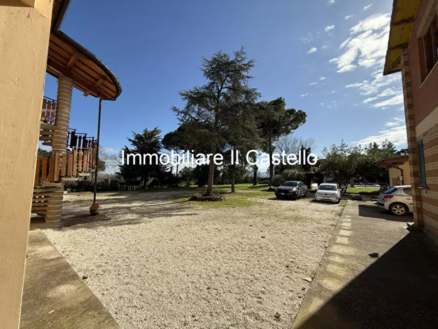 Immagine 39 di Bed & Breakfast in vendita  in Via romea a Castiglione Del Lago