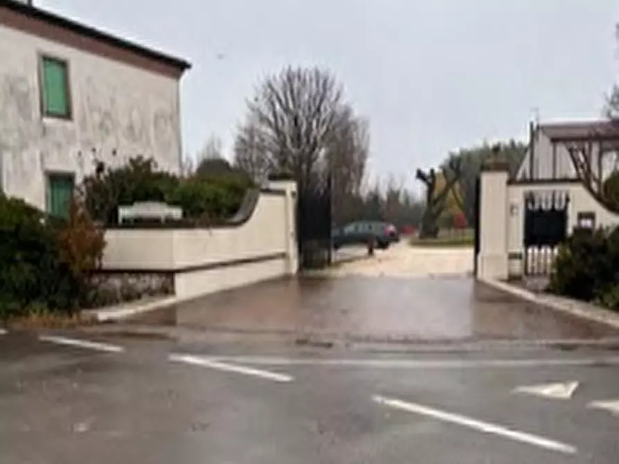 Immagine 2 di Palazzo in vendita  in VIA CROSARE DI SOTTO 50 a Pressana