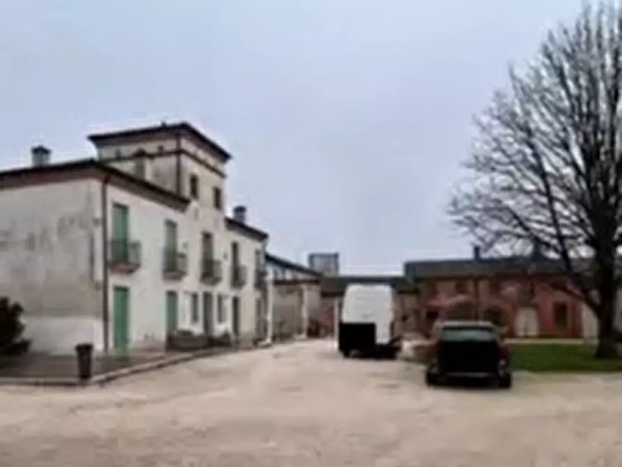 Immagine 3 di Palazzo in vendita  in VIA CROSARE DI SOTTO 50 a Pressana