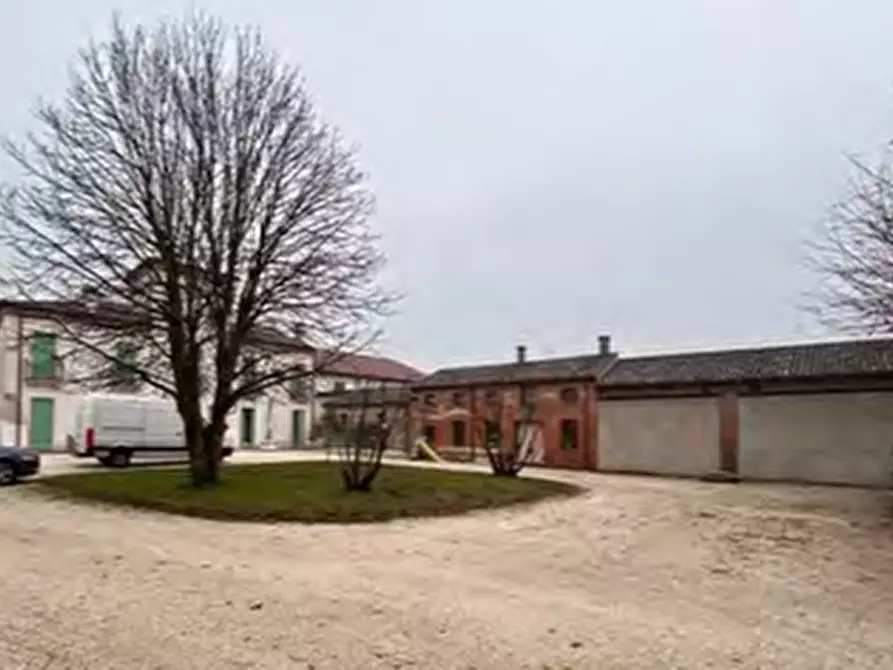 Immagine 4 di Palazzo in vendita  in VIA CROSARE DI SOTTO 50 a Pressana