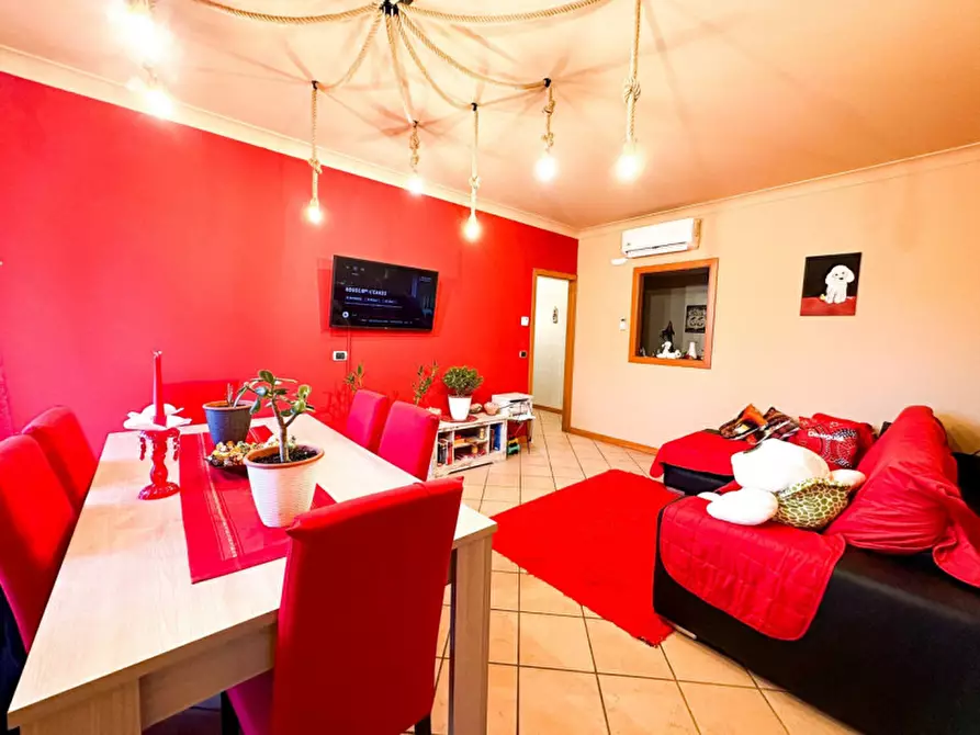 Immagine 3 di Appartamento in vendita  in Via Durighello a Desenzano Del Garda