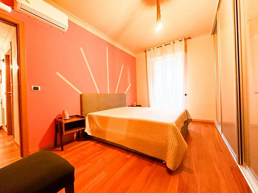 Immagine 14 di Appartamento in vendita  in Via Durighello a Desenzano Del Garda