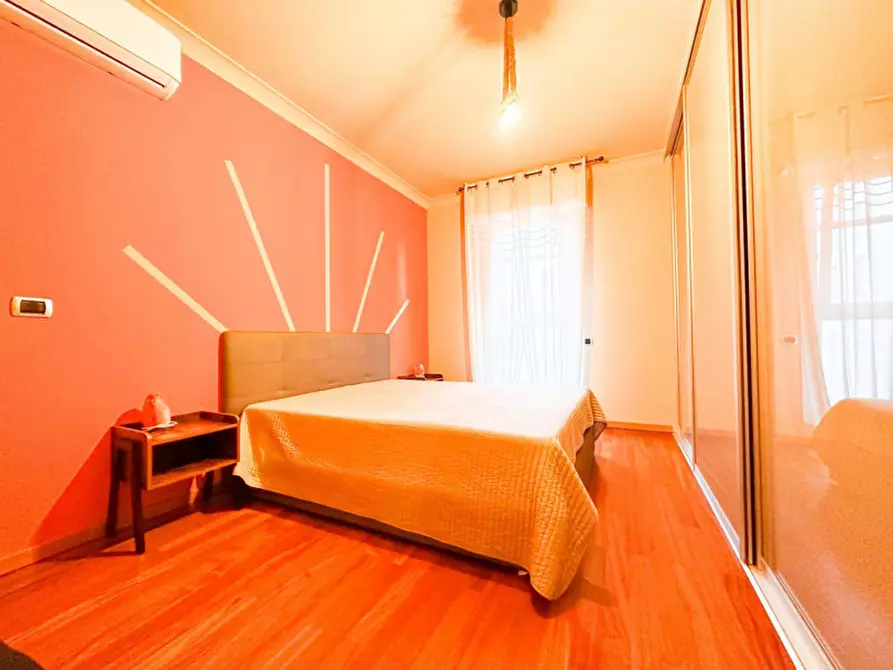 Immagine 16 di Appartamento in vendita  in Via Durighello a Desenzano Del Garda