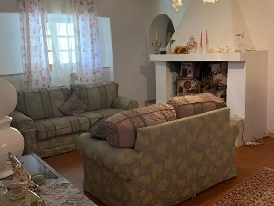 Immagine 3 di Villa in vendita  in Strada di Barbarossa a Palombara Sabina