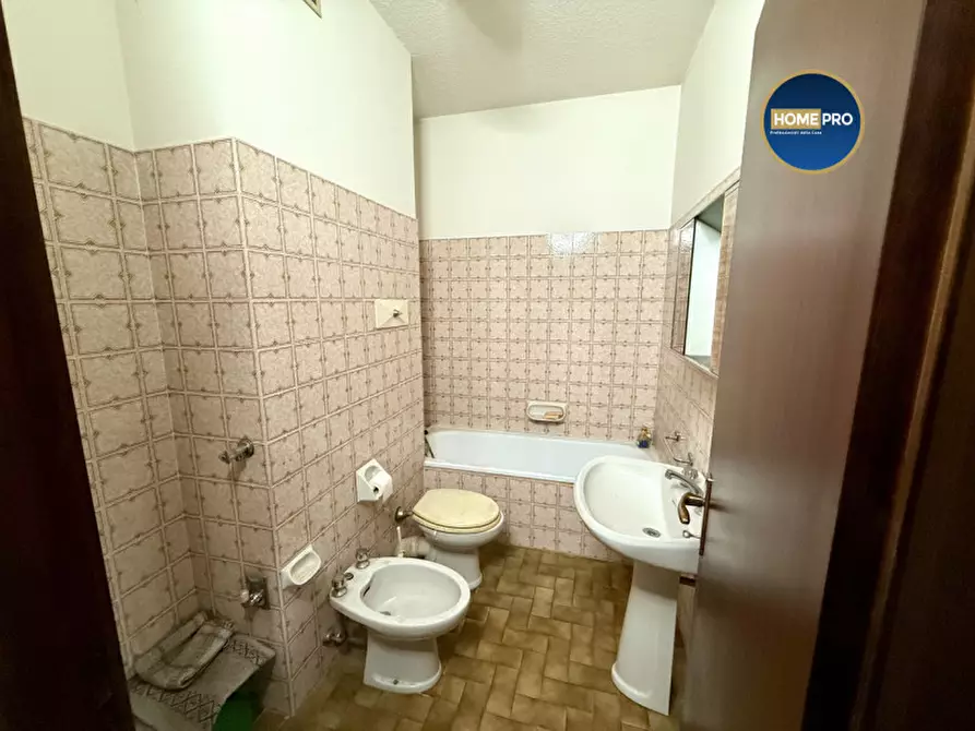 Immagine 22 di Appartamento in vendita  in Via Giovanni Guareschi a Roma