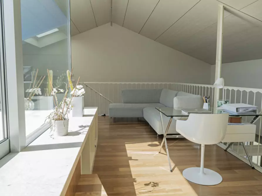 Immagine 9 di Attico in vendita  a Senigallia