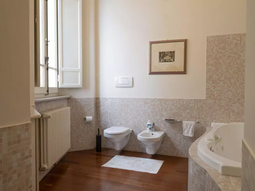 Immagine 27 di Attico in vendita  a Senigallia