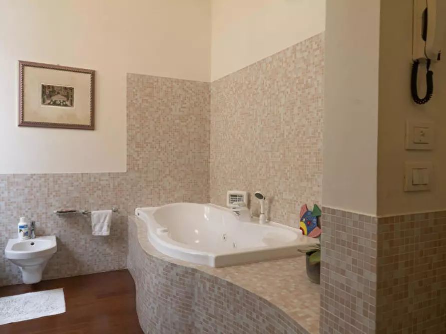 Immagine 28 di Attico in vendita  a Senigallia