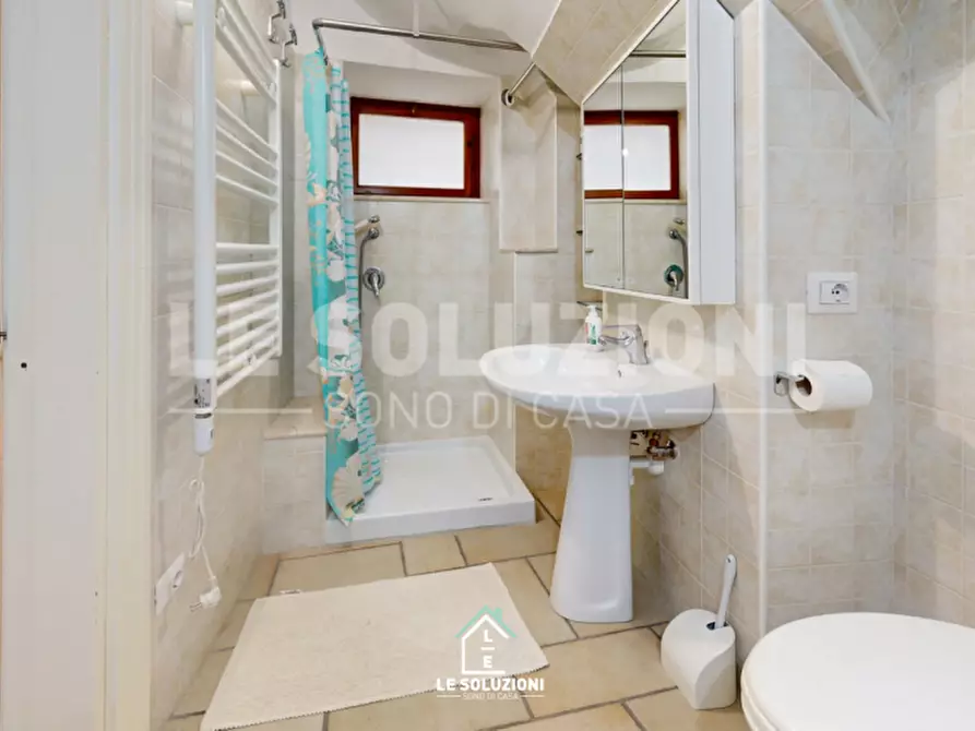 Immagine 8 di Appartamento in vendita  in Via Terzi 6-8-10 a Putignano