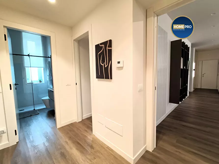 Immagine 19 di Appartamento in affitto  in Via di Prato Falcone a Roma