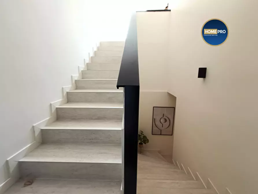 Immagine 45 di Appartamento in affitto  in Via di Prato Falcone a Roma