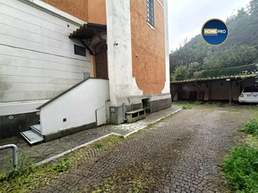 Immagine 49 di Appartamento in affitto  in Via di Prato Falcone a Roma