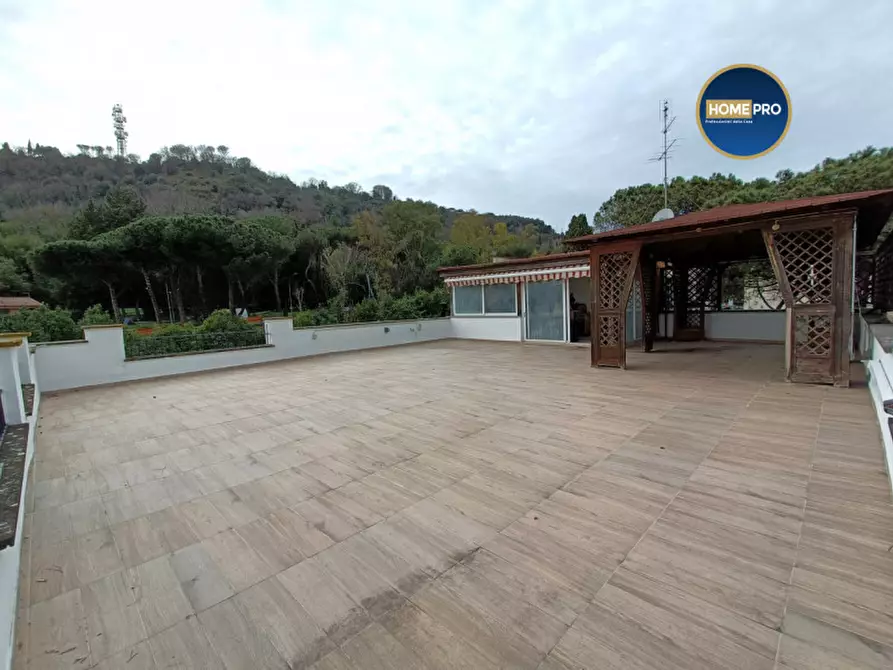 Immagine 52 di Appartamento in affitto  in Via di Prato Falcone a Roma