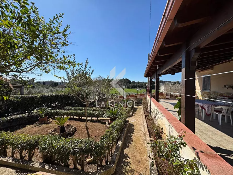 Immagine 27 di Rustico / casale in vendita  in SP62 a Martina Franca