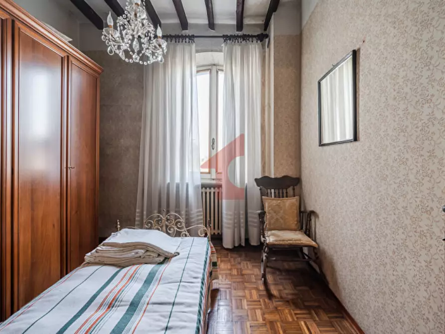 Immagine 52 di Rustico / casale in vendita  in Via al taro 23 a Fontevivo