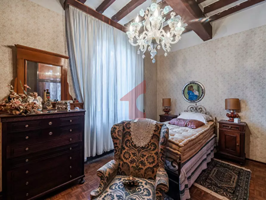 Immagine 58 di Rustico / casale in vendita  in Via al taro 23 a Fontevivo