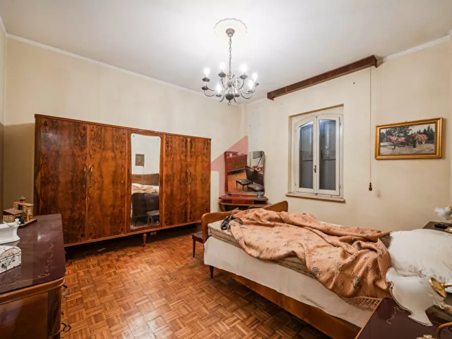 Immagine 92 di Rustico / casale in vendita  in Via al taro 23 a Fontevivo