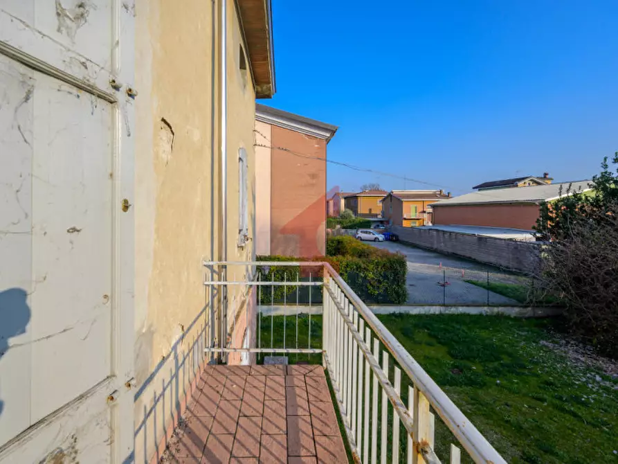 Immagine 100 di Rustico / casale in vendita  in Via al taro 23 a Fontevivo