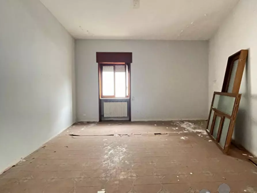 Immagine 36 di Palazzo in vendita  in via puglia angolo via abbruzzi a San Cesario Di Lecce