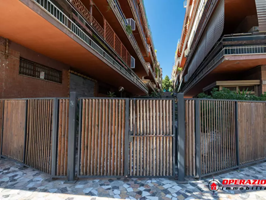 Immagine 31 di Appartamento in vendita  in Via dei Monti di Primavalle a Roma