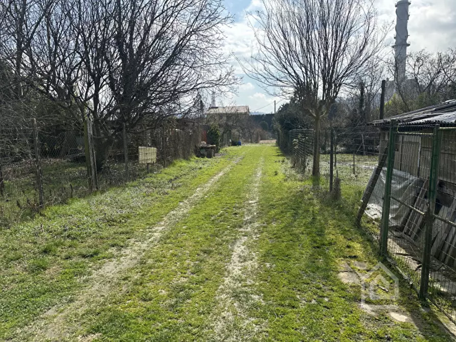 Immagine 15 di Terreno in vendita  in Via Mezzano a Chivasso