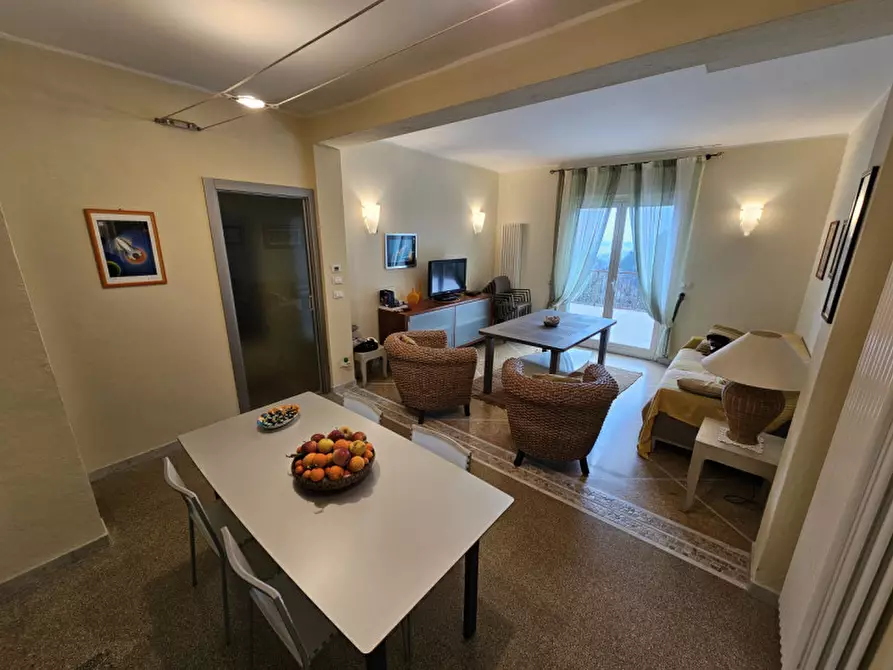 Immagine 13 di Appartamento in vendita  in VIA SAN MAURIZIO DEI MONTI 21 a Rapallo