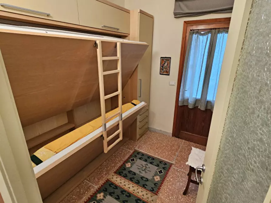 Immagine 22 di Appartamento in vendita  in VIA SAN MAURIZIO DEI MONTI 21 a Rapallo