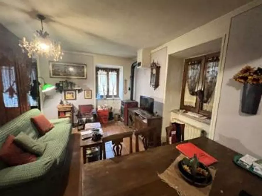 Immagine 3 di Casa indipendente in vendita  in via Casale 23 a Ventasso