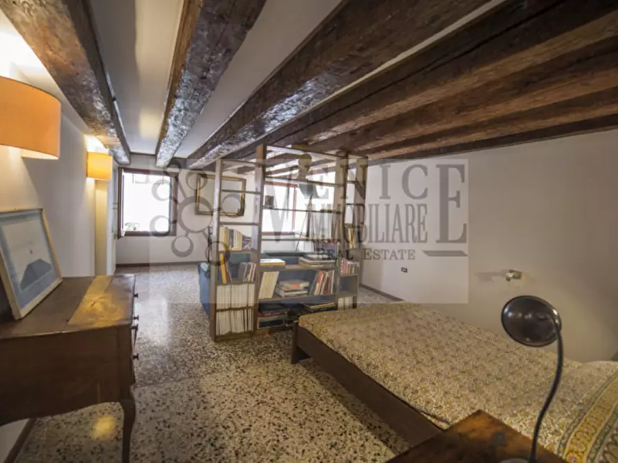 Immagine 5 di Appartamento in vendita  a Venezia