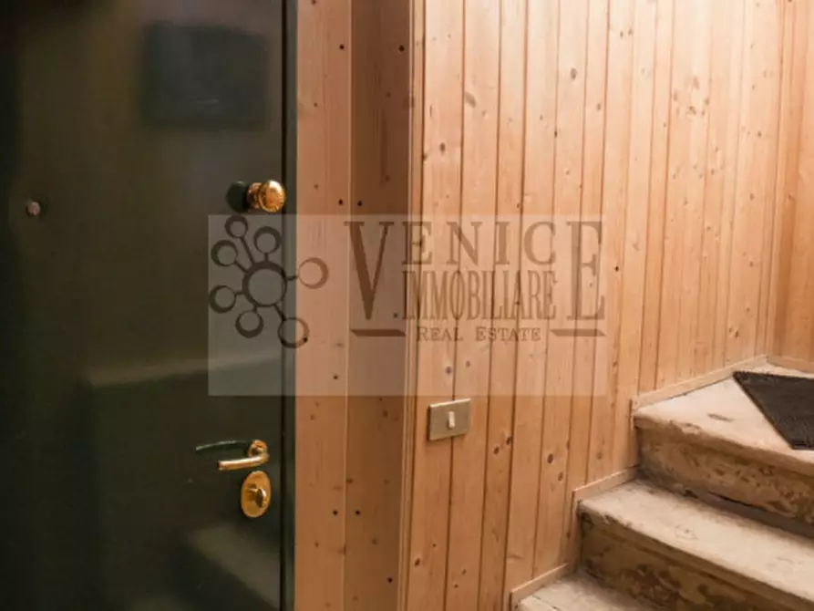 Immagine 27 di Appartamento in vendita  a Venezia