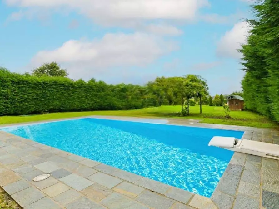 Immagine 1 di Villa in vendita  in Via Cieli 12 a Dusino San Michele