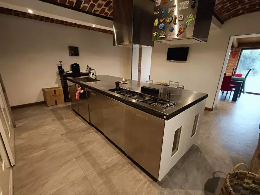 Immagine 9 di Villa in vendita  in Via Cieli 12 a Dusino San Michele