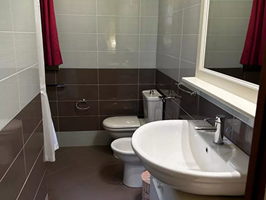 Immagine 21 di Villetta a schiera in affitto  in VIA LORENZO BARTOLINI a Firenze