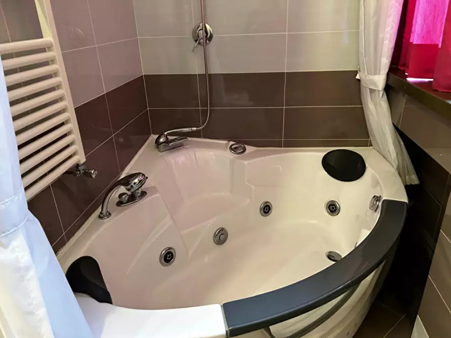 Immagine 24 di Villetta a schiera in affitto  in VIA LORENZO BARTOLINI a Firenze