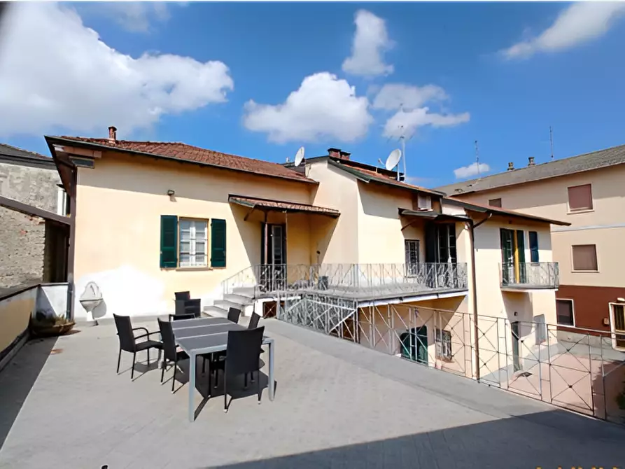 Immagine 10 di Negozio in vendita  in Via Giuseppe Eugenio Conti 12 a Sergnano