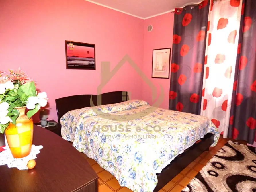 Immagine 14 di Appartamento in vendita  in Via Campana a Cilavegna