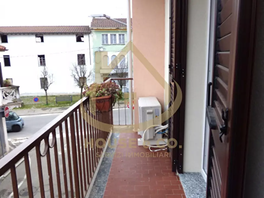 Immagine 15 di Appartamento in vendita  in Via Campana a Cilavegna