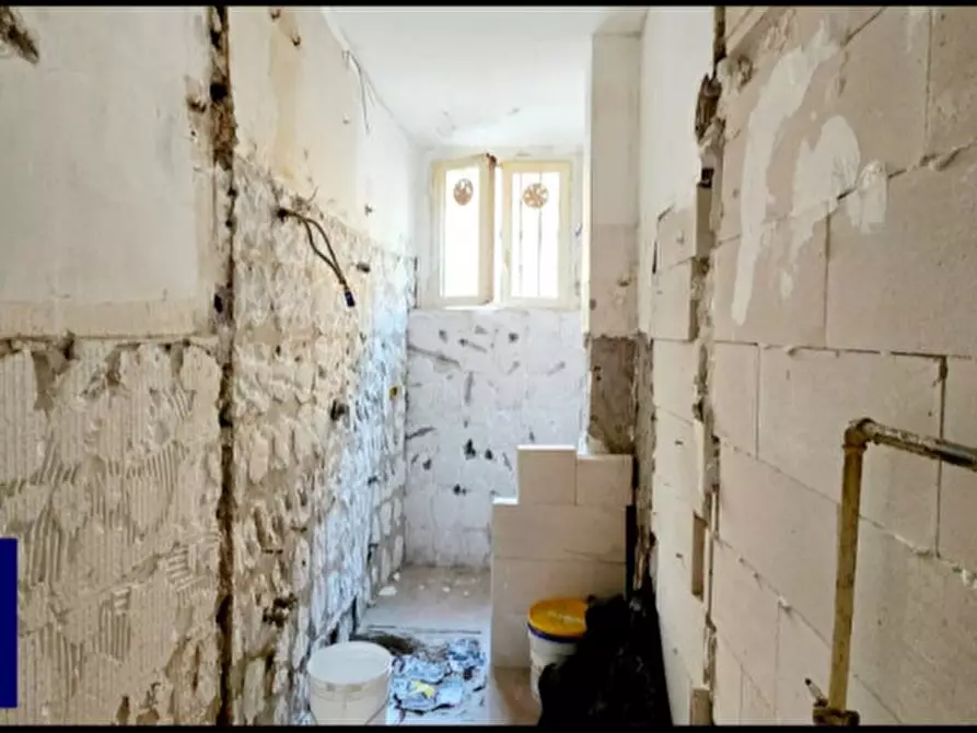 Immagine 3 di Appartamento in vendita  in Via pesaro 5 a Roma