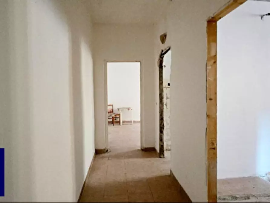 Immagine 5 di Appartamento in vendita  in Via pesaro 5 a Roma