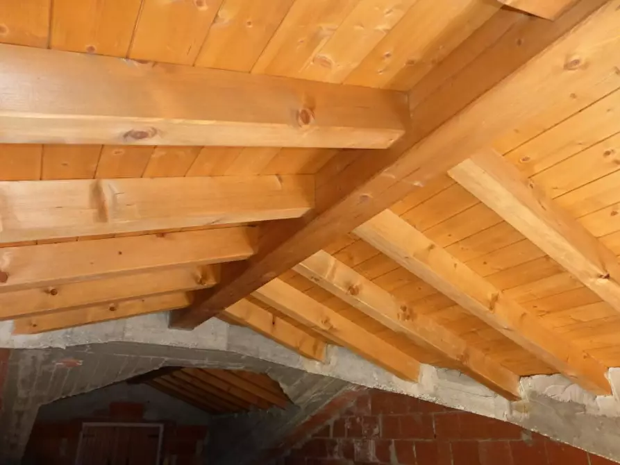 Immagine 27 di Villetta a schiera in vendita  a Badia Calavena