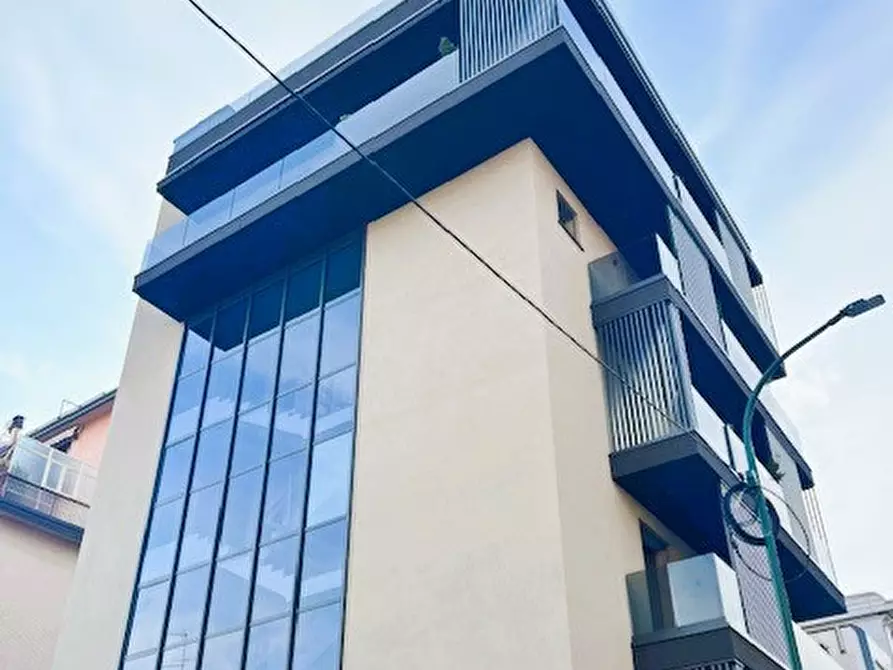 Immagine 5 di Appartamento in vendita  in Viale Giuseppe Garibaldi a Venezia