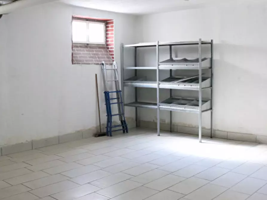 Immagine 9 di Magazzino in vendita  in Via Bassano del Grappa - Bassano-Del-Grappa-Straße a Bolzano