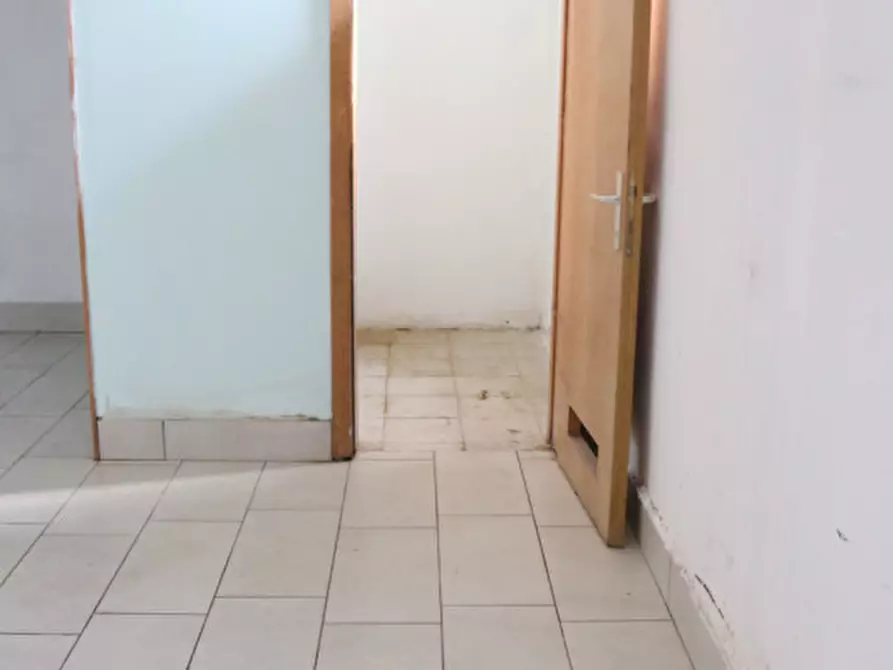 Immagine 18 di Magazzino in vendita  in Via Bassano del Grappa - Bassano-Del-Grappa-Straße a Bolzano