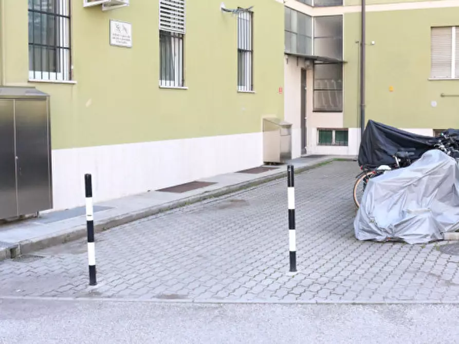 Immagine 18 di Magazzino in vendita  in Via Bassano del Grappa - Bassano-Del-Grappa-Straße a Bolzano