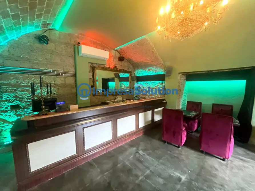 Immagine 7 di Attività commerciale in affitto  in Via Riviera Di Chiaia a Napoli