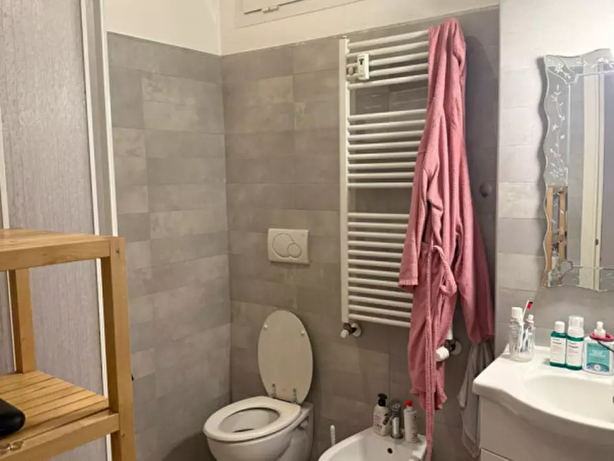 Immagine 10 di Camera in affitto  in Via Vincenzo Picardi a Roma