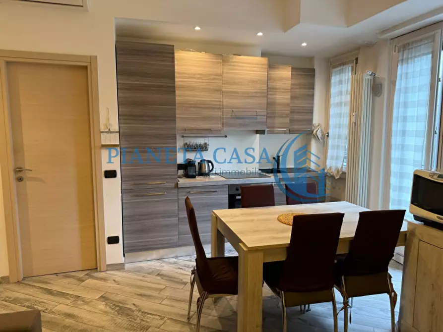 Immagine 13 di Appartamento in vendita  in VIA VALTELLINA 46 MILANO a Milano