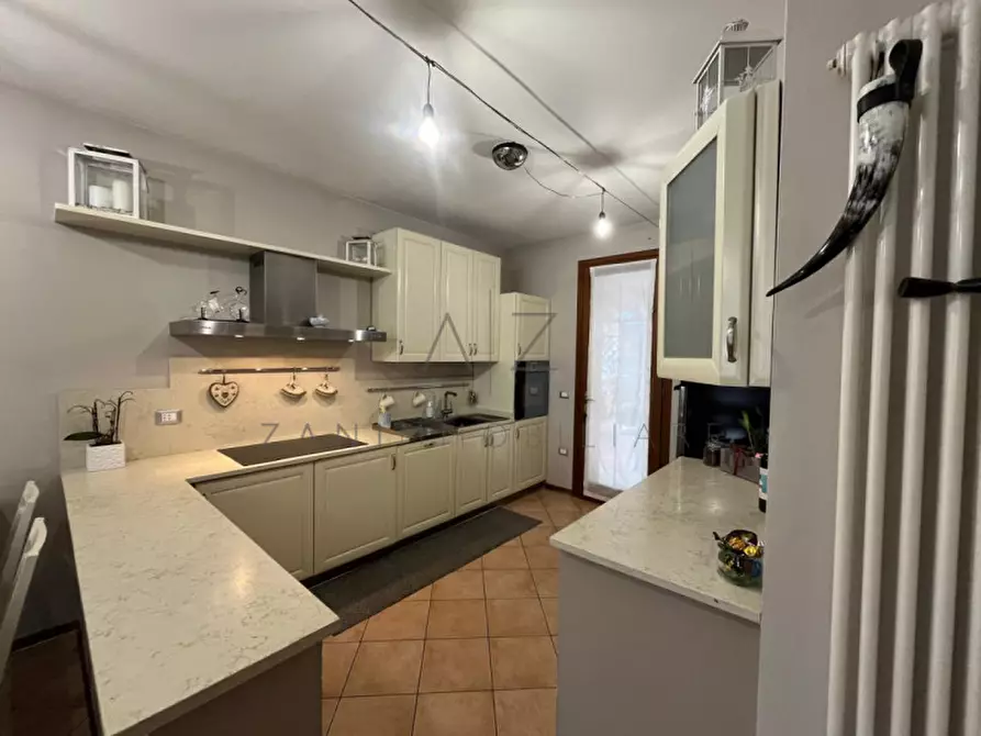 Immagine 6 di Villetta a schiera in vendita  in Via Giacomo Puccini a Asolo