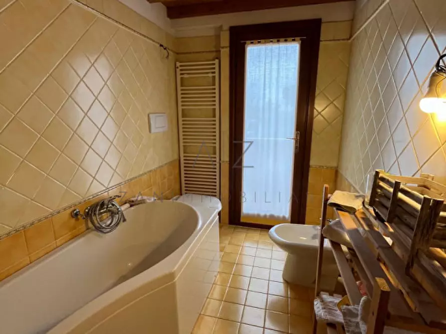 Immagine 13 di Villetta a schiera in vendita  in Via Giacomo Puccini a Asolo