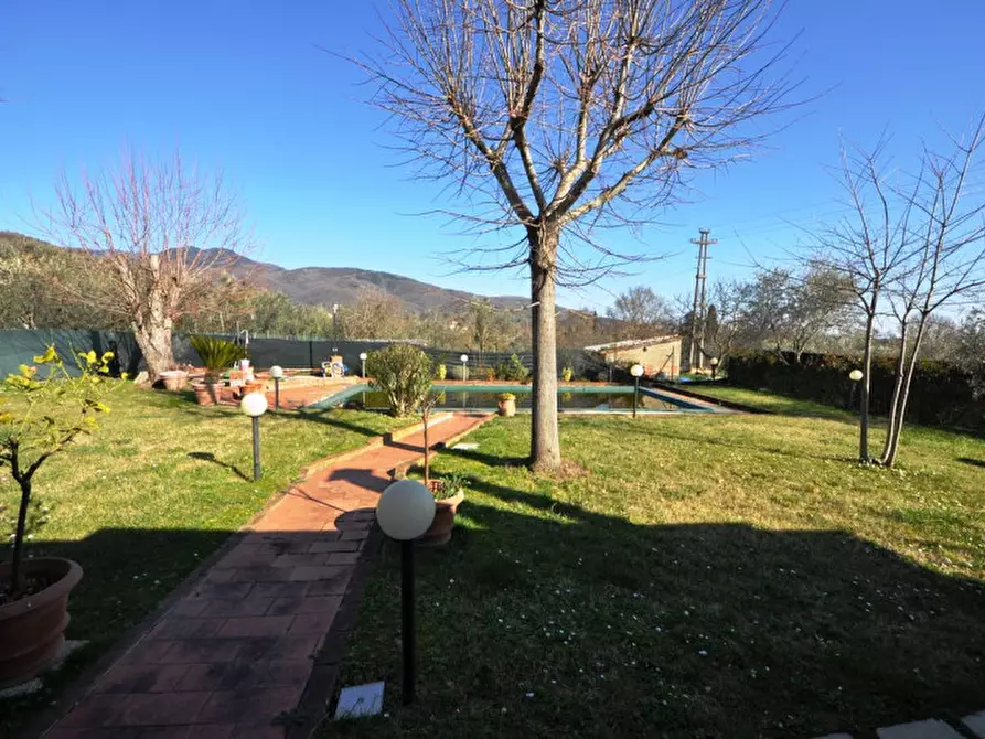 Immagine 26 di Villa in vendita  in via di Montemarciano a Terranuova Bracciolini